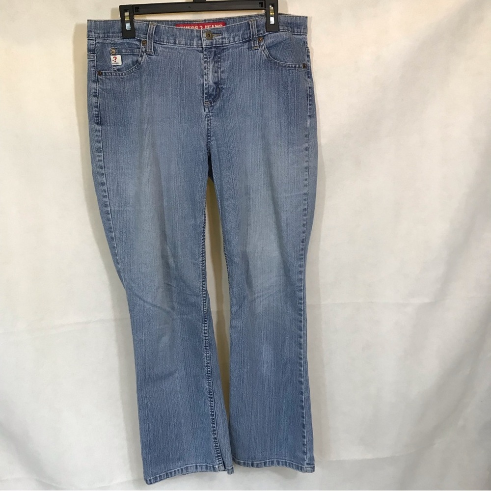 Vintage Light Blue Wash Guess Denim Jeans 32x30